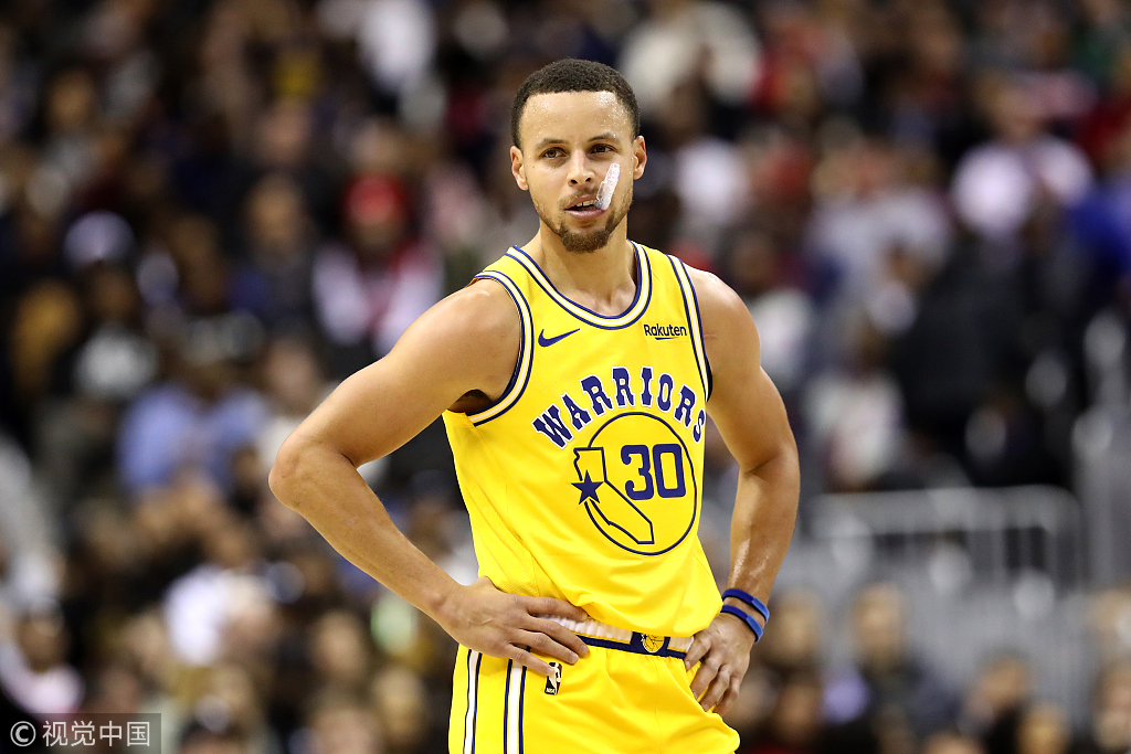 但背后却显 但背后却显