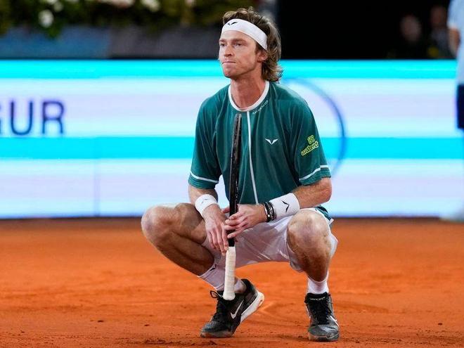 也让我们更 也让我们更