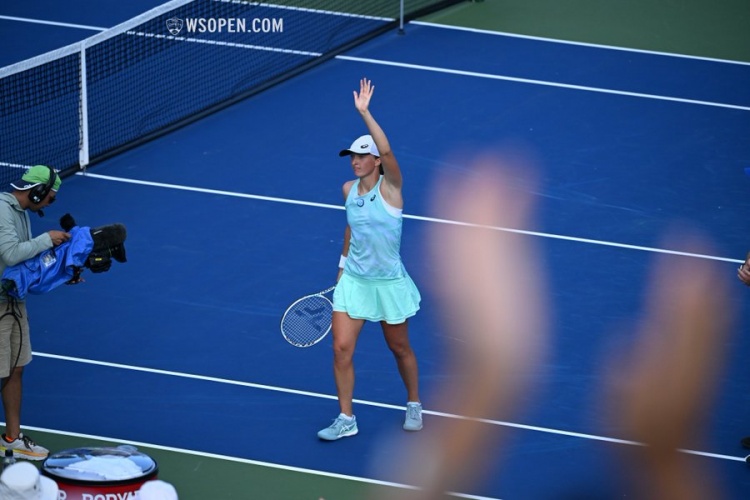 还贡献了关 还贡献了关